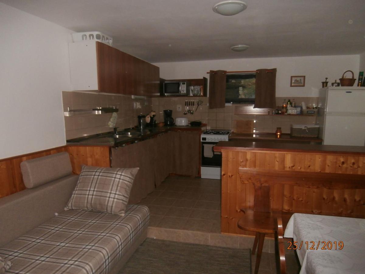 Apartman Aya 야노프 나트 니소우 외부 사진