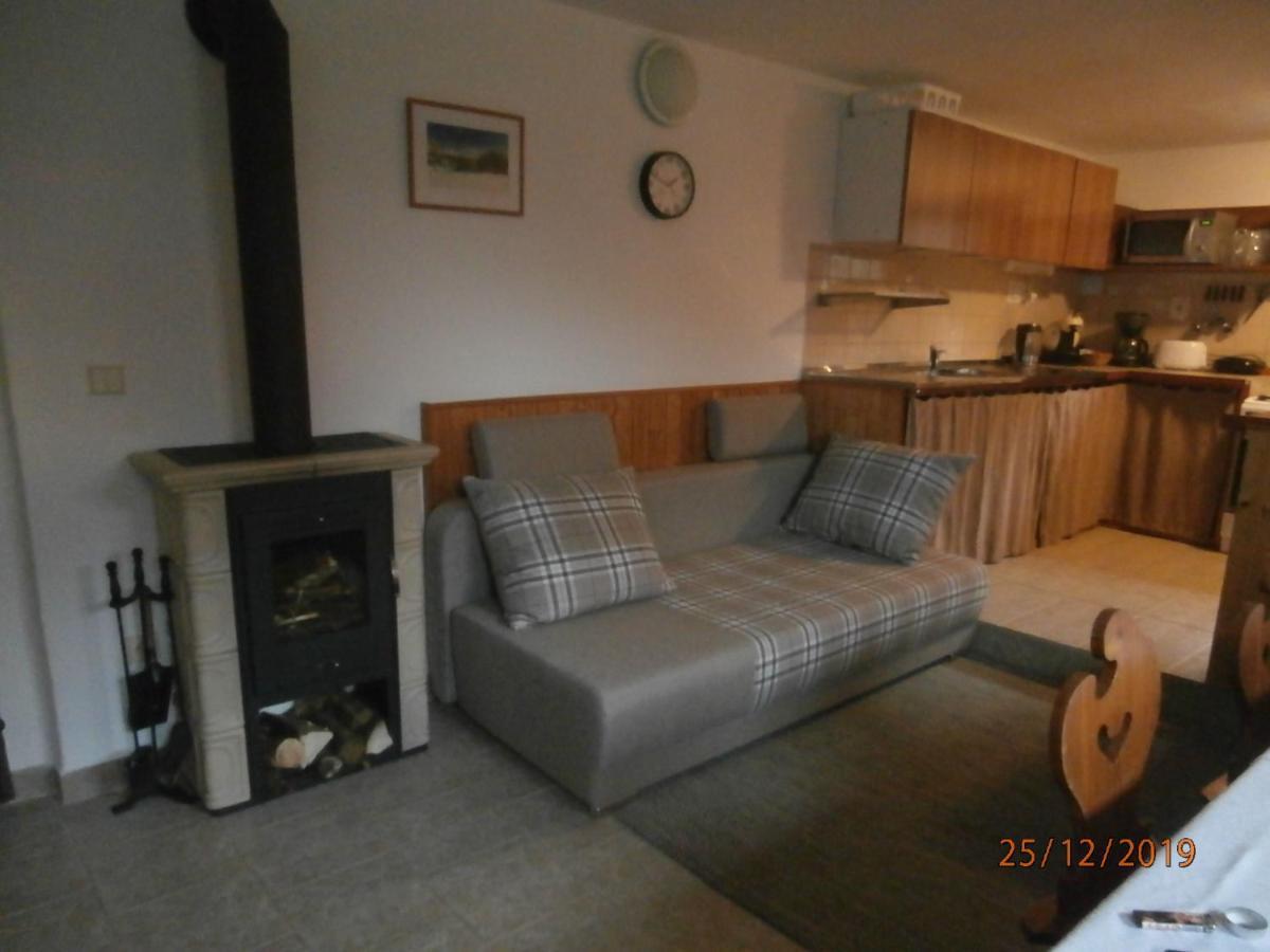 Apartman Aya 야노프 나트 니소우 외부 사진
