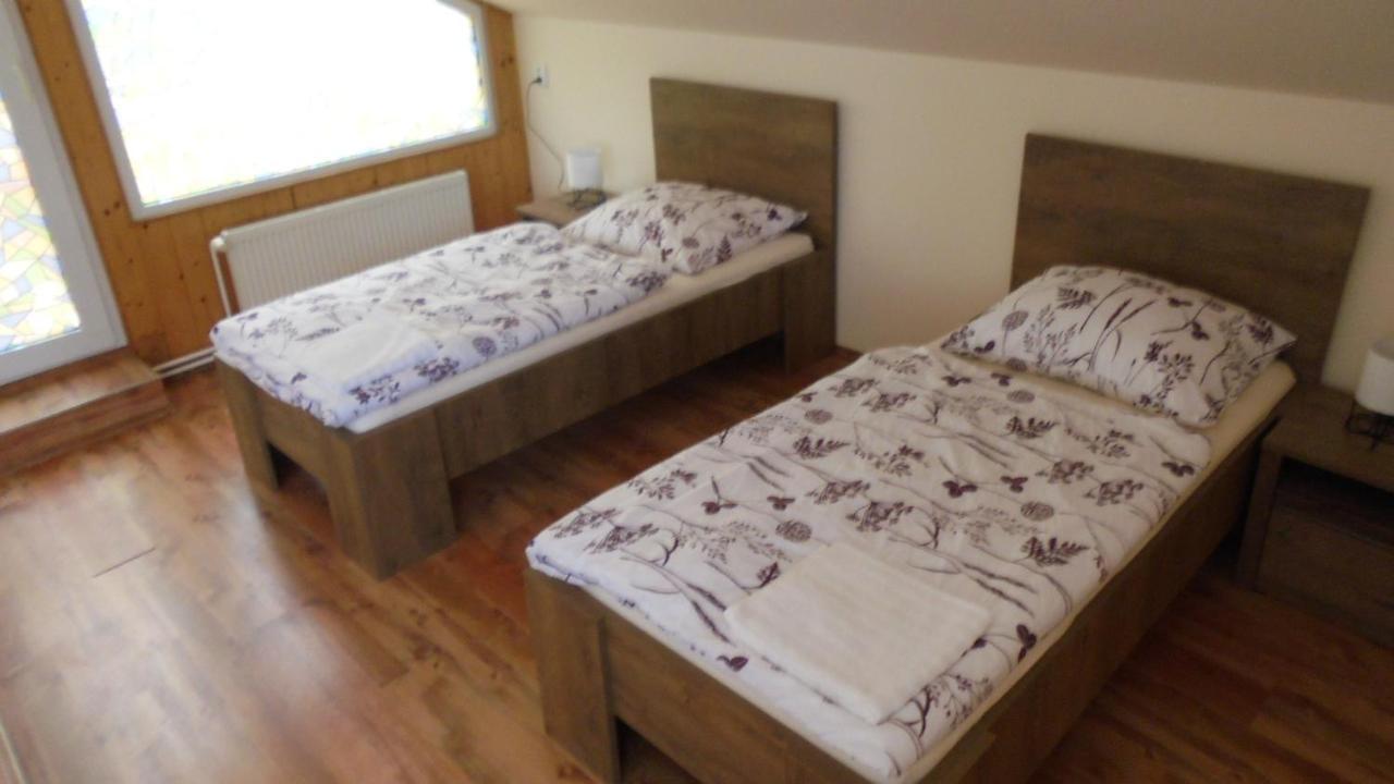 Apartman Aya 야노프 나트 니소우 외부 사진