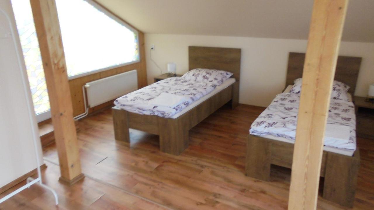 Apartman Aya 야노프 나트 니소우 외부 사진