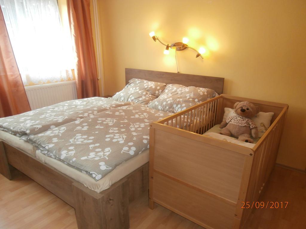 Apartman Aya 야노프 나트 니소우 외부 사진