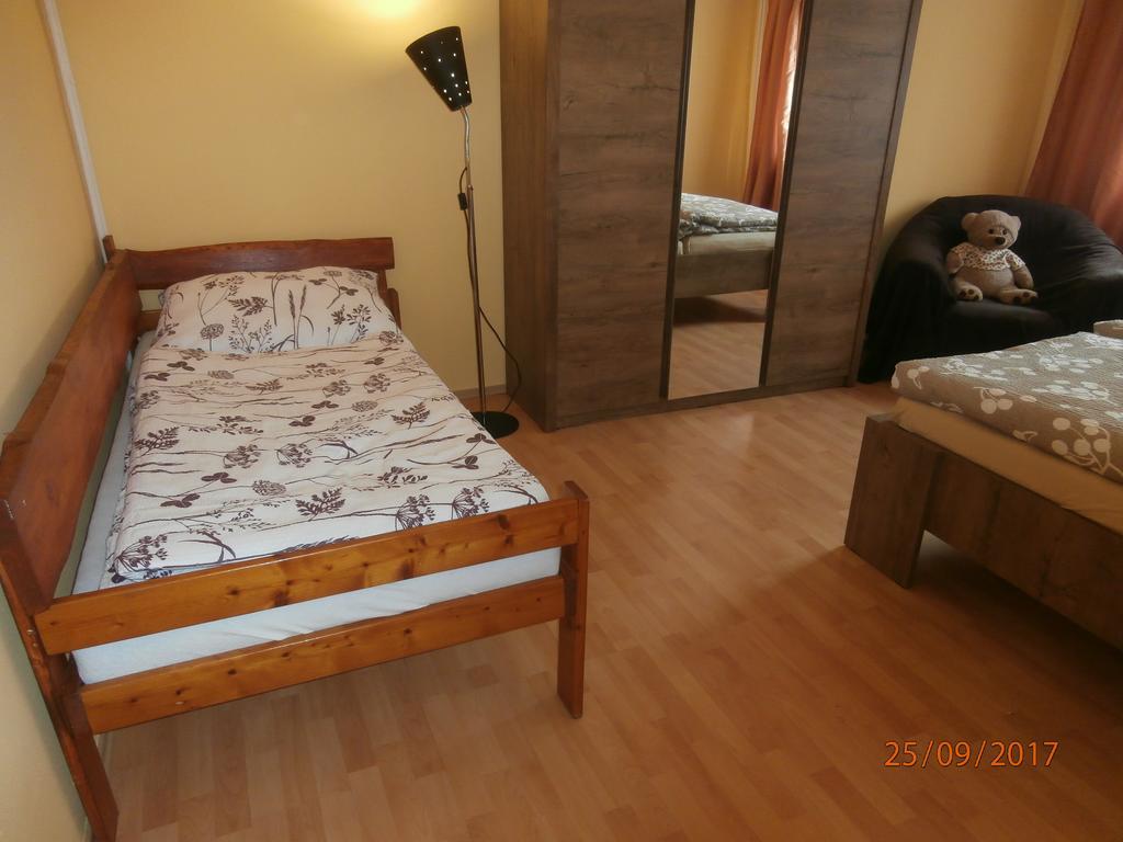 Apartman Aya 야노프 나트 니소우 외부 사진