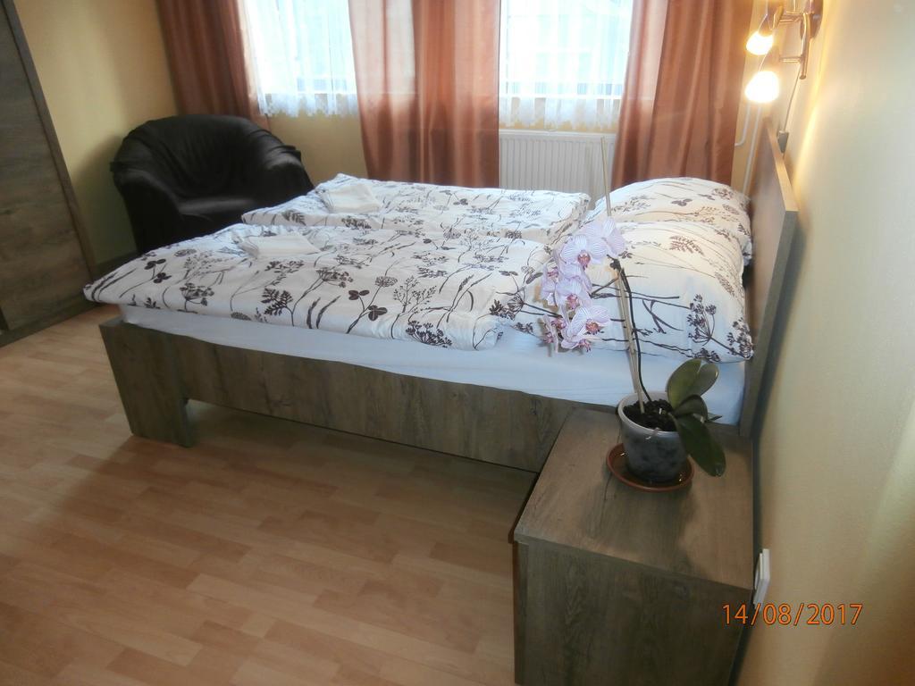 Apartman Aya 야노프 나트 니소우 외부 사진