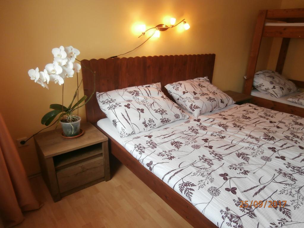 Apartman Aya 야노프 나트 니소우 외부 사진