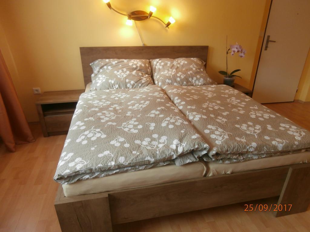 Apartman Aya 야노프 나트 니소우 외부 사진