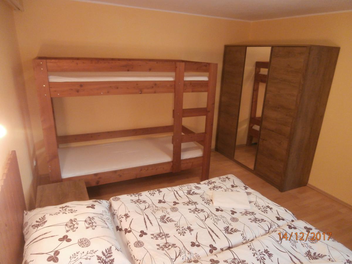 Apartman Aya 야노프 나트 니소우 외부 사진